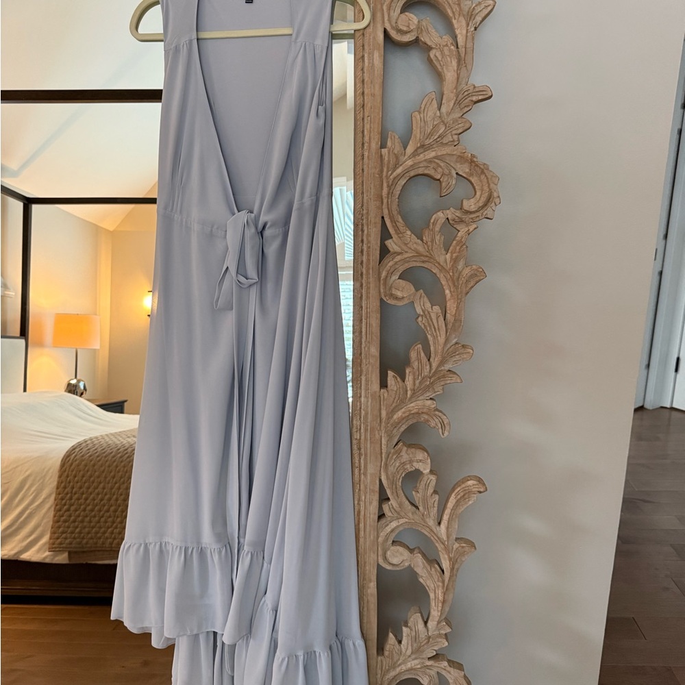 Elegant Light Blue Sleeveless Dress